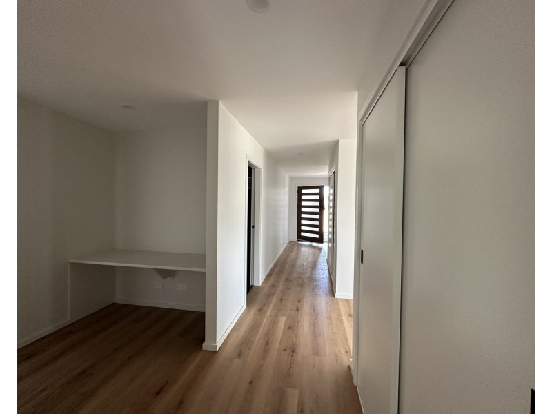 3b Retreat Close, Old Bar NSW 2430