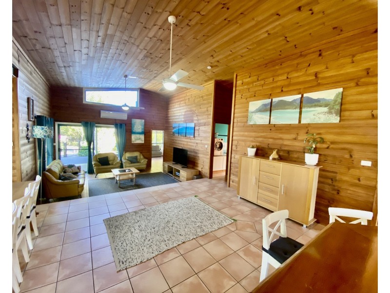 18 Connell Street, Old Bar NSW 2430