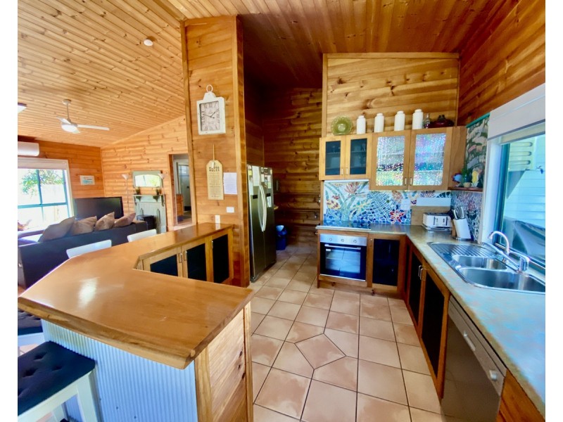 18 Connell Street, Old Bar NSW 2430