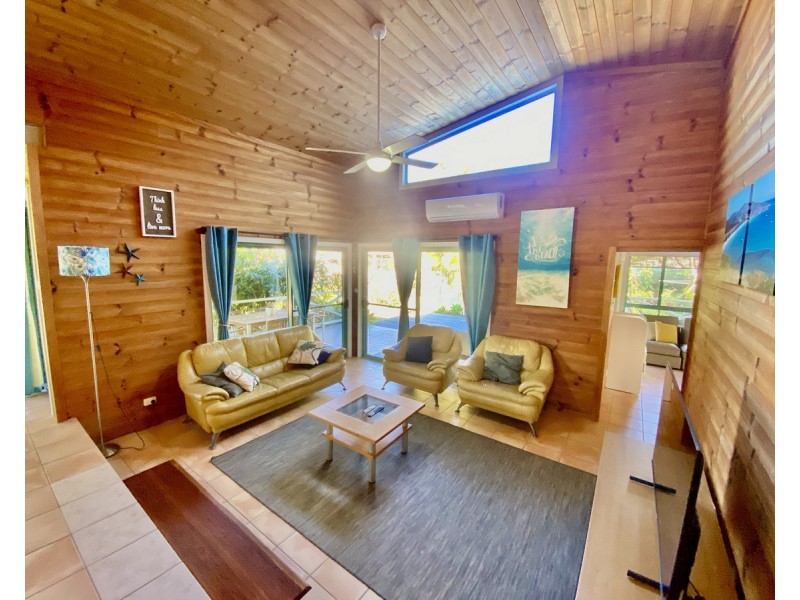 18 Connell Street, Old Bar NSW 2430