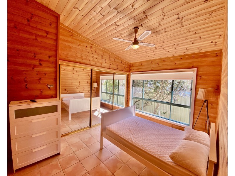 18 Connell Street, Old Bar NSW 2430