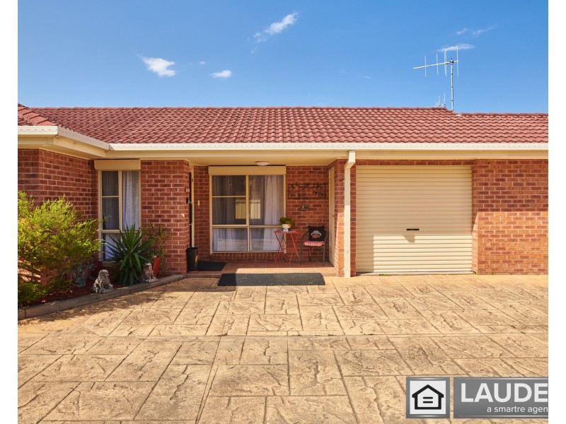 10 Pryor Crescent, Old Bar NSW 2430