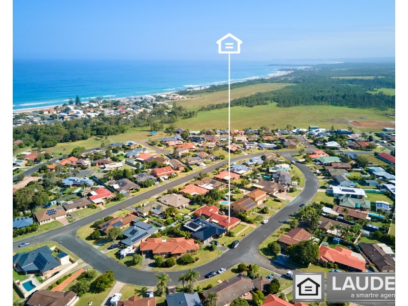 10 Pryor Crescent, Old Bar NSW 2430