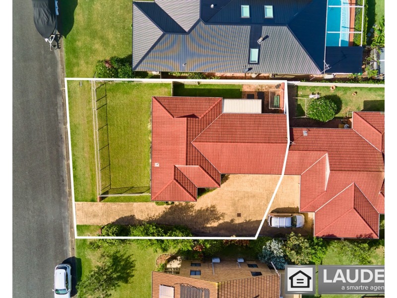 10 Pryor Crescent, Old Bar NSW 2430