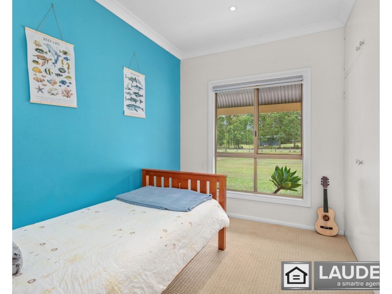 11 Kolinda Drive, Old Bar NSW 2430