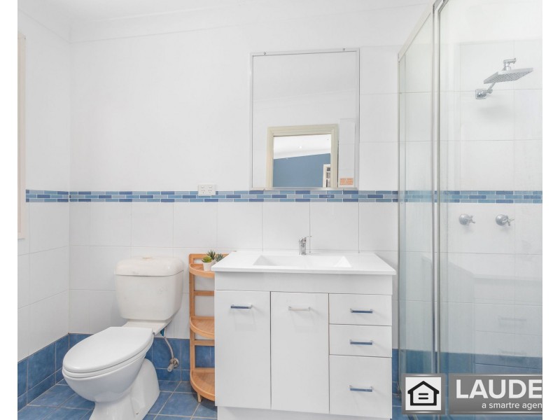 11 Kolinda Drive, Old Bar NSW 2430