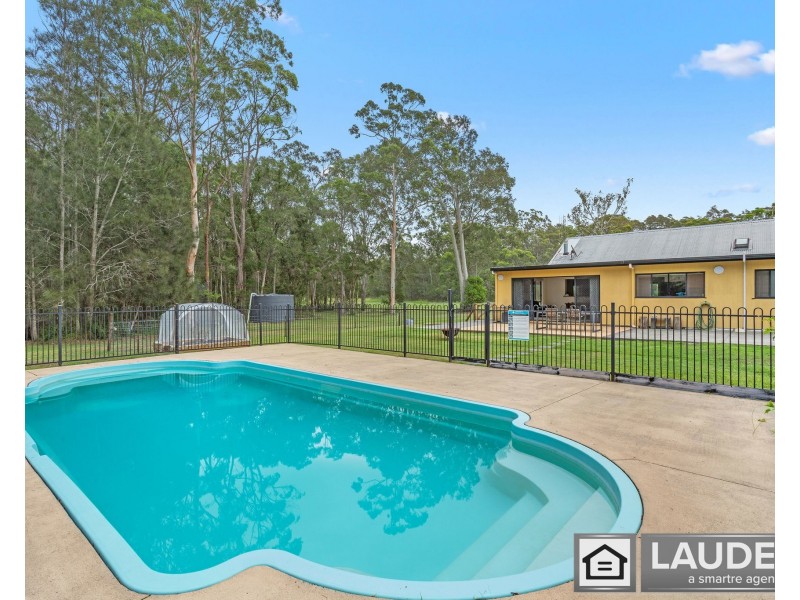 11 Kolinda Drive, Old Bar NSW 2430