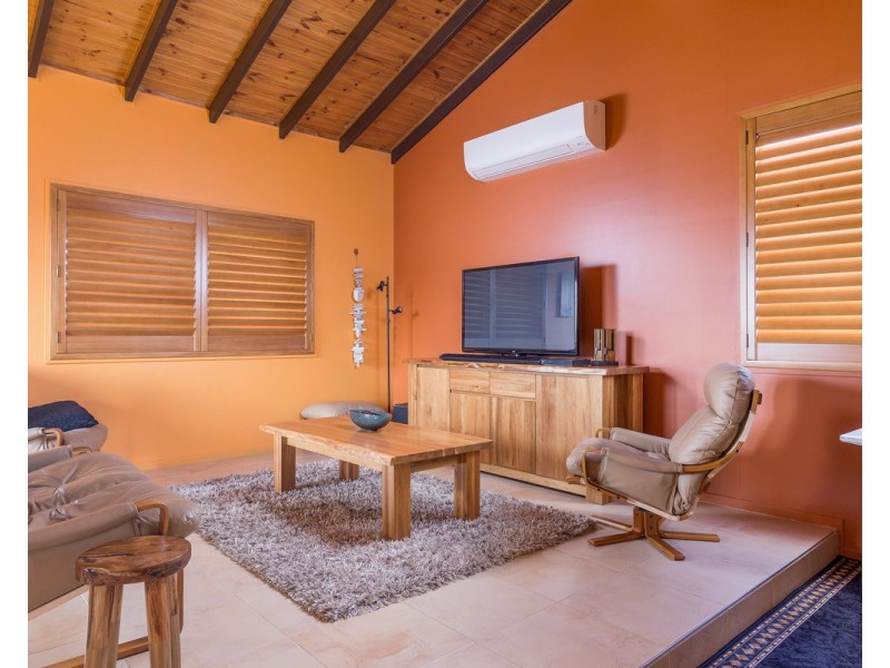 9 Lewis Street, Old Bar NSW 2430