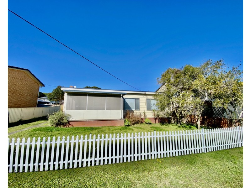 44 Manning Street, Manning Point NSW 2430