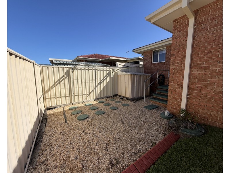 2/9 Mistral Place, Old Bar NSW 2430