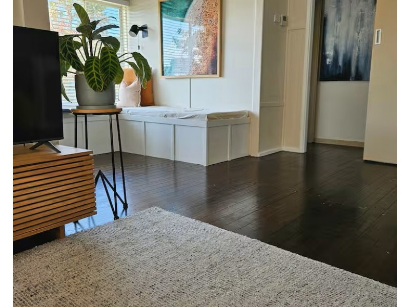 36 Old Bar Road, Old Bar NSW 2430