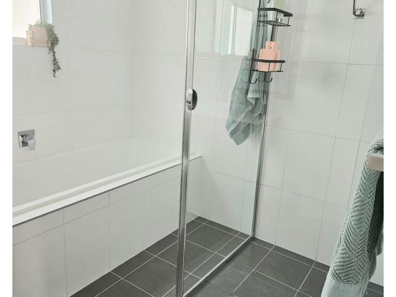 36 Old Bar Road, Old Bar NSW 2430