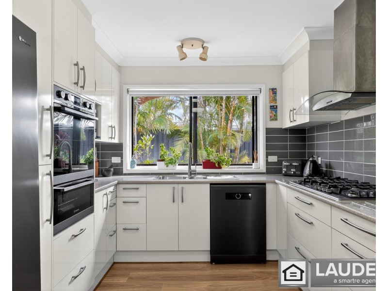 14 Oceanic Place, Old Bar NSW 2430