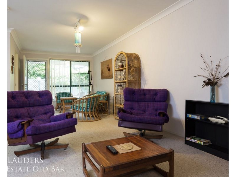 4/26 Old Bar Road, Old Bar NSW 2430