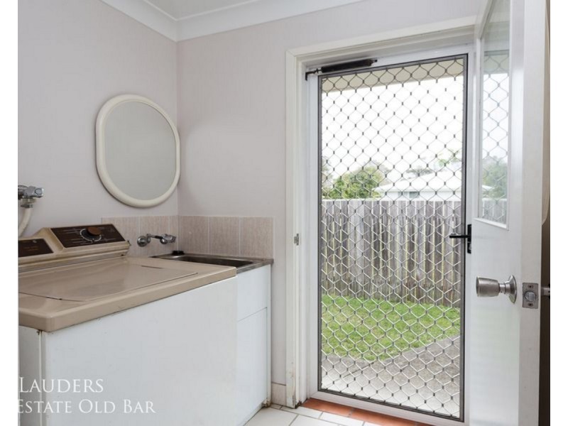 4/26 Old Bar Road, Old Bar NSW 2430