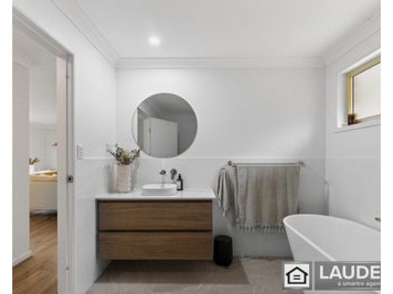 106 Waterman Street, Old Bar NSW 2430