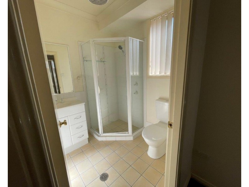 12 Albatross Way, Old Bar NSW 2430