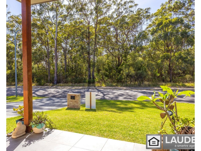 10 Walter Fay Street, Wallabi Point NSW 2430