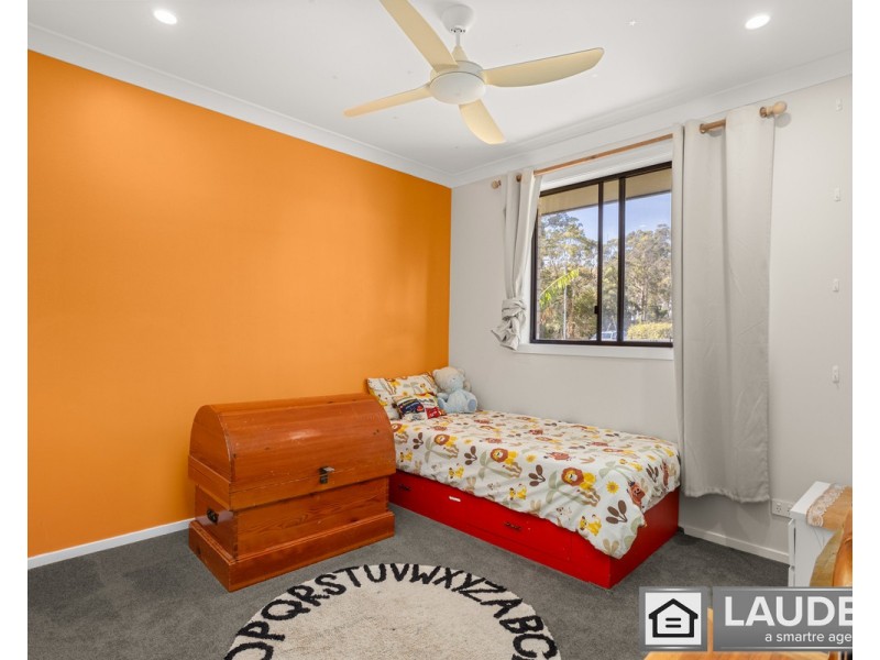 10 Walter Fay Street, Wallabi Point NSW 2430