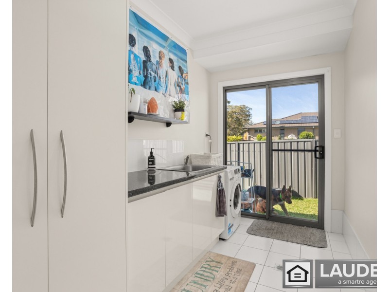 10 Walter Fay Street, Wallabi Point NSW 2430