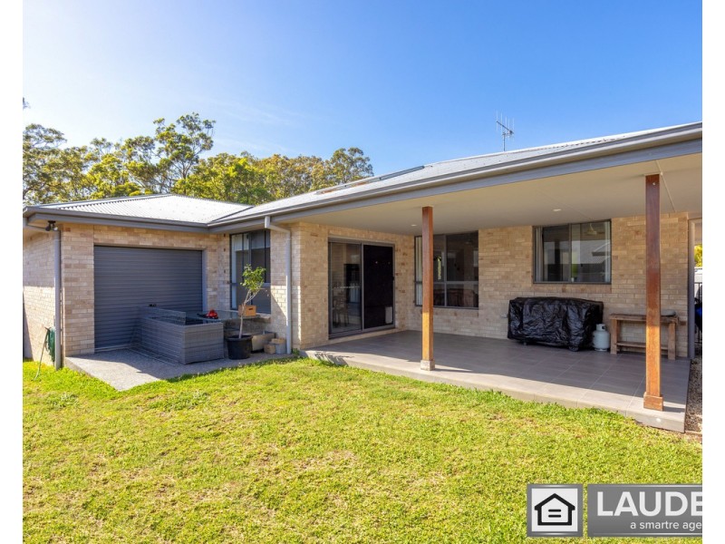 10 Walter Fay Street, Wallabi Point NSW 2430