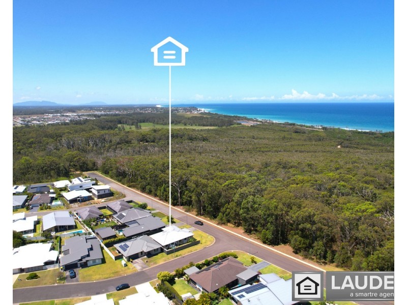 10 Walter Fay Street, Wallabi Point NSW 2430