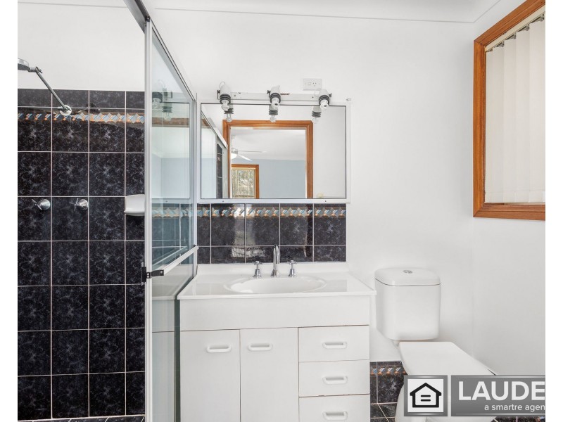 11 Banksia Close, Manning Point NSW 2430