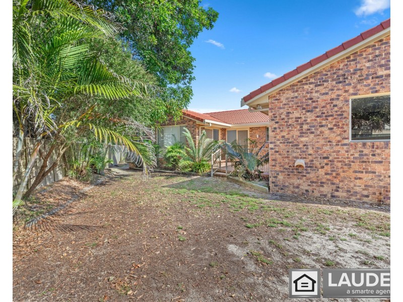 11 Banksia Close, Manning Point NSW 2430