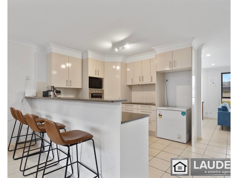 17 Flagtail Avenue, Old Bar NSW 2430