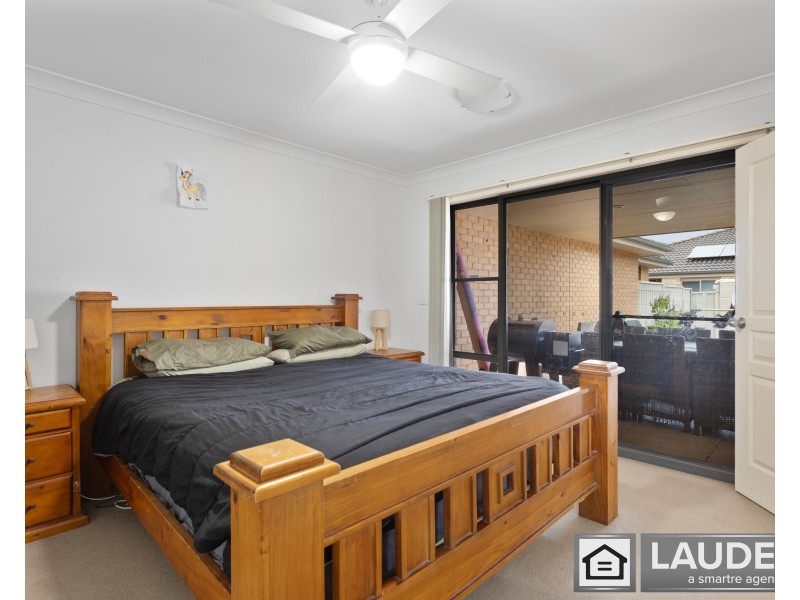 17 Flagtail Avenue, Old Bar NSW 2430