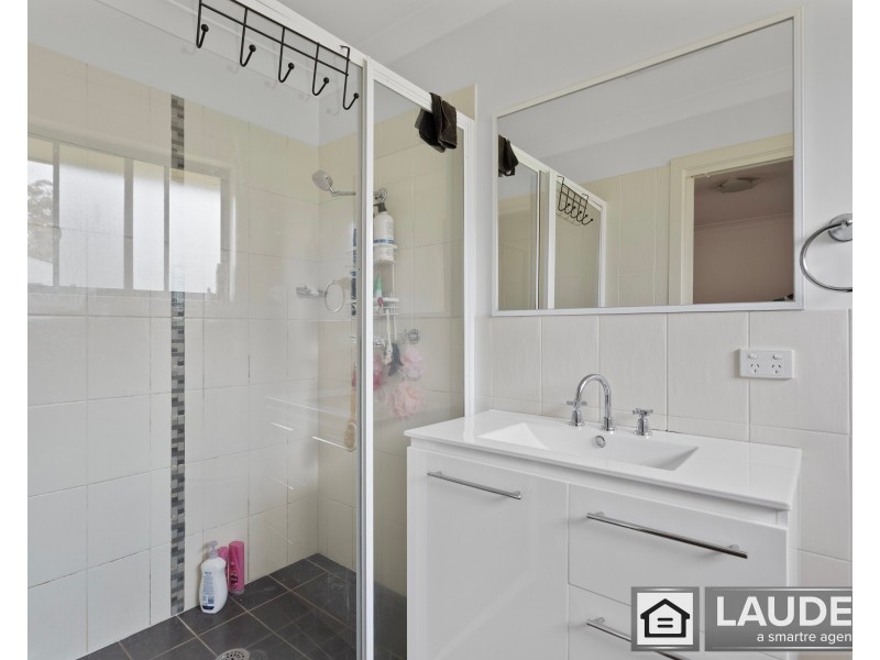 17 Flagtail Avenue, Old Bar NSW 2430