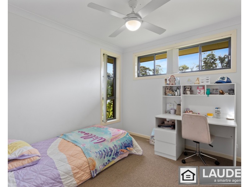 17 Flagtail Avenue, Old Bar NSW 2430