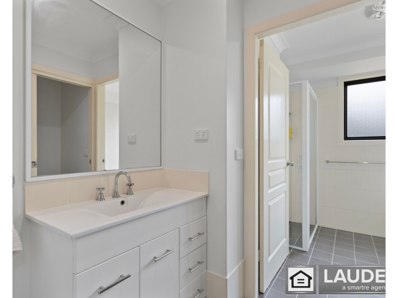 17 Flagtail Avenue, Old Bar NSW 2430