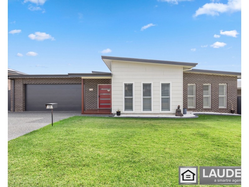 9 Viewmont Way, Old Bar NSW 2430