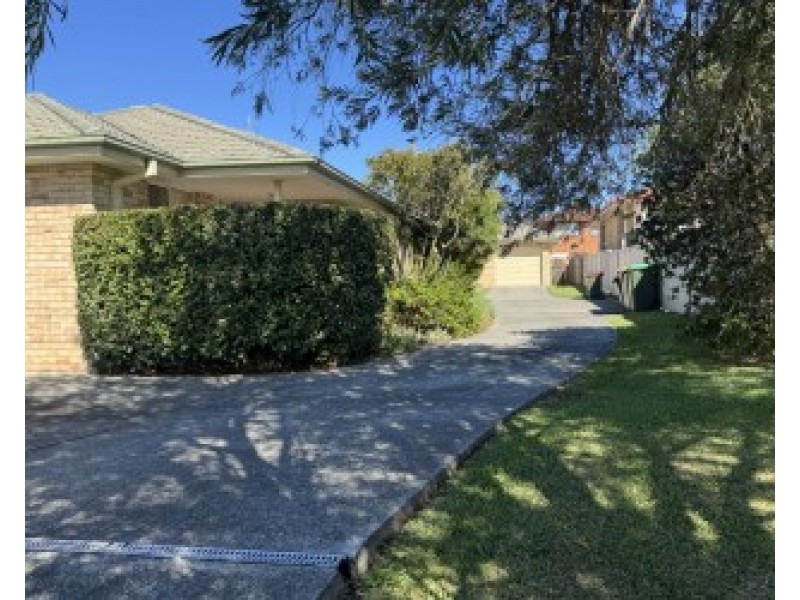 3/66 Old Bar Road, Old Bar NSW 2430