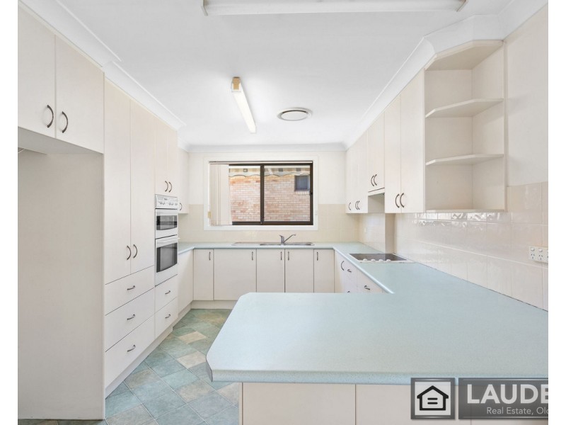36 Joel Drive, Old Bar NSW 2430