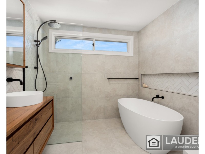 22 Belle Villa Parade, Old Bar NSW 2430