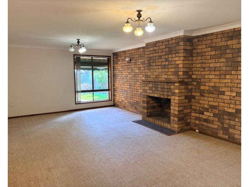 11 Richardson Street, Old Bar NSW 2430