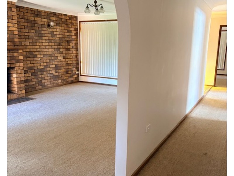 11 Richardson Street, Old Bar NSW 2430