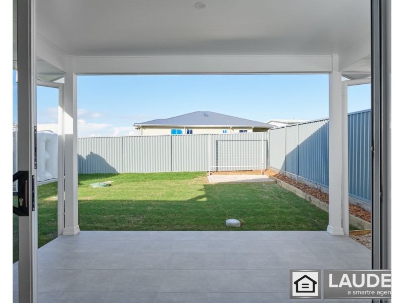 1/52 Marra Drive, Old Bar NSW 2430