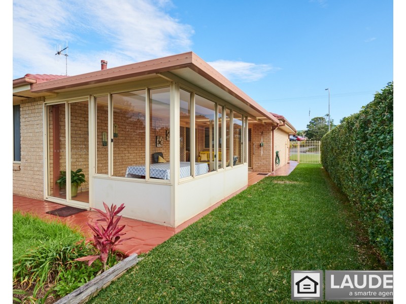 42 Medowie Road, Old Bar NSW 2430