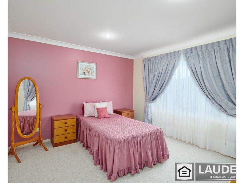 42 Medowie Road, Old Bar NSW 2430