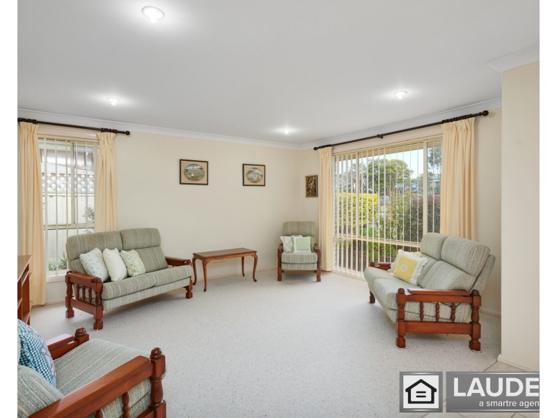 42 Medowie Road, Old Bar NSW 2430