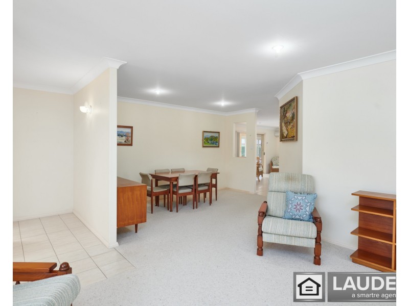 42 Medowie Road, Old Bar NSW 2430