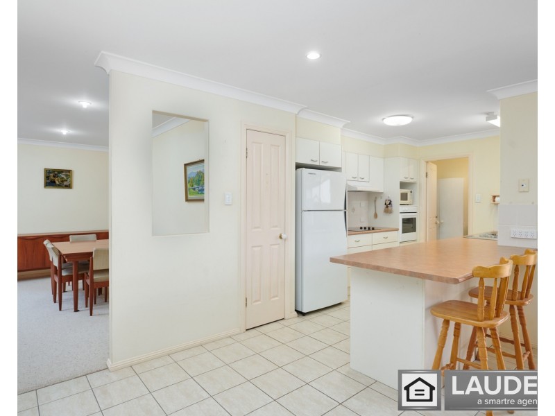 42 Medowie Road, Old Bar NSW 2430