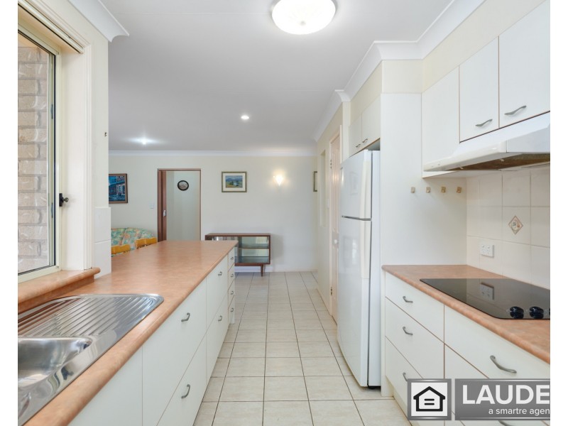 42 Medowie Road, Old Bar NSW 2430