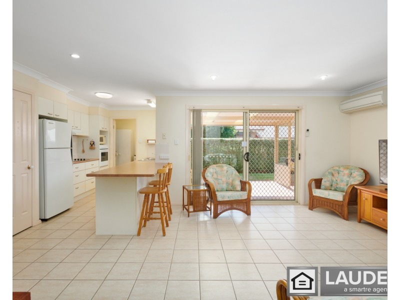 42 Medowie Road, Old Bar NSW 2430