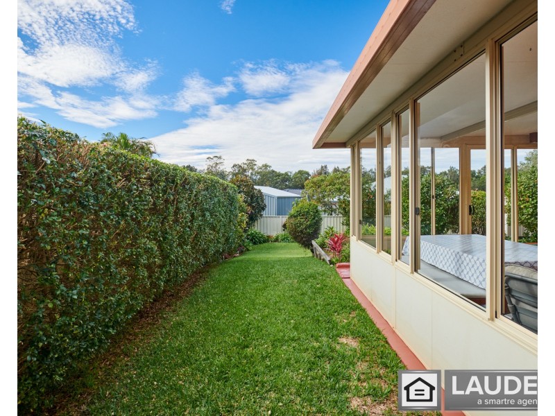 42 Medowie Road, Old Bar NSW 2430