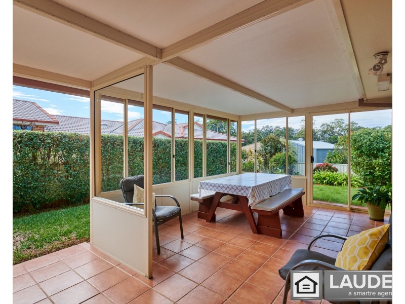 42 Medowie Road, Old Bar NSW 2430