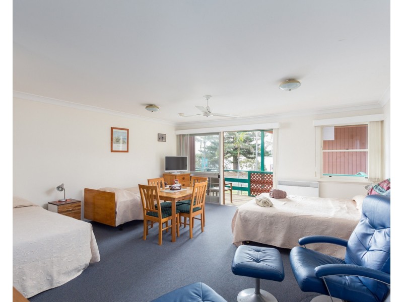 6/89-91 Main Street, Manning Point NSW 2430
